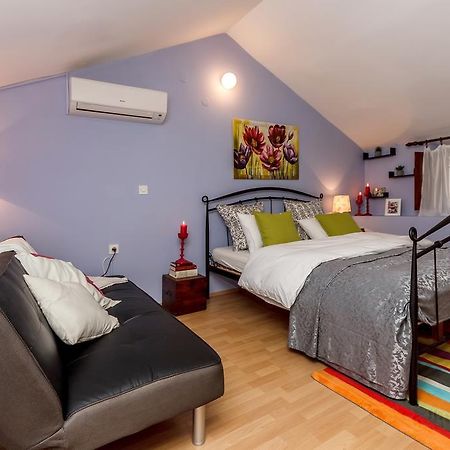 Apartment Dalmatian Cottage Сплит Екстериор снимка