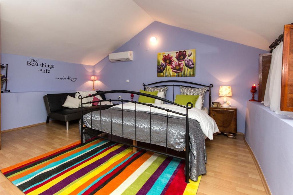 Apartment Dalmatian Cottage Сплит Екстериор снимка