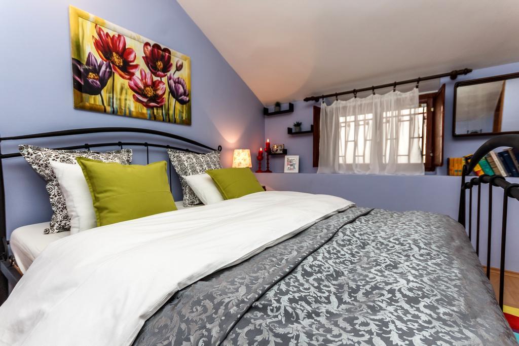 Apartment Dalmatian Cottage Сплит Екстериор снимка